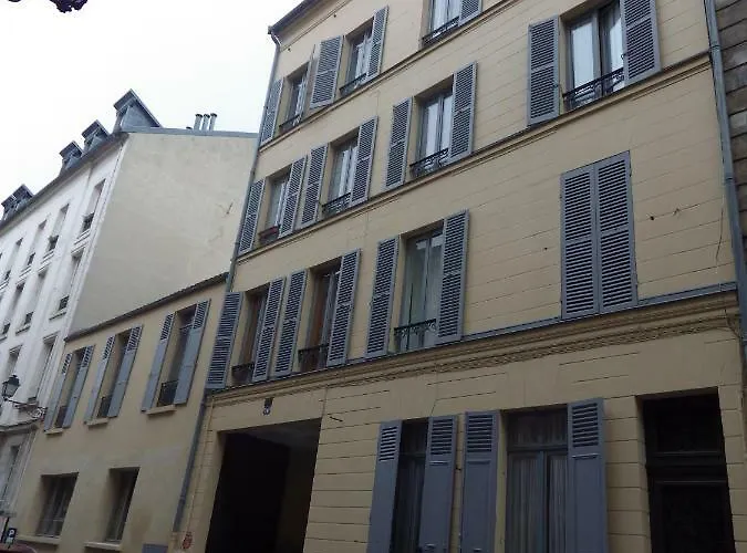 Les Tournelles Apartamento