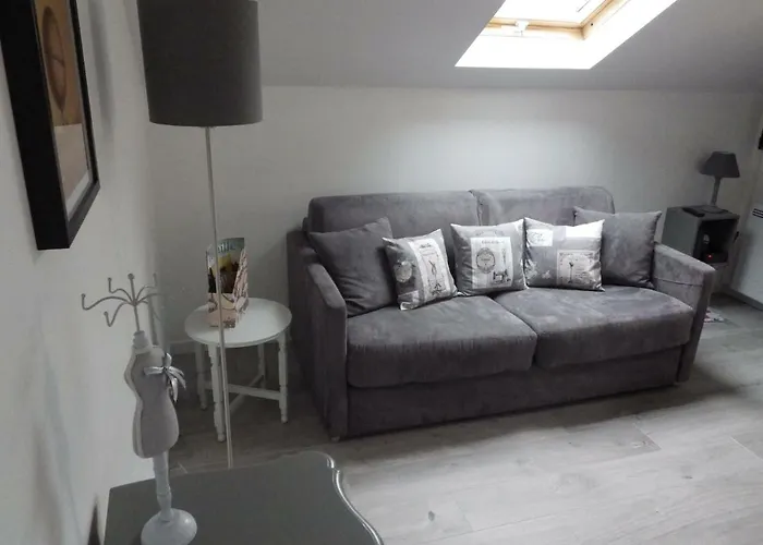 Les Tournelles Apartamento Versalhes