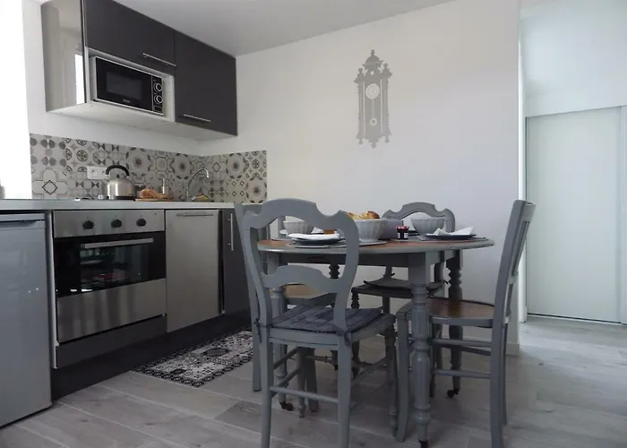 Les Tournelles Apartamento Versalhes