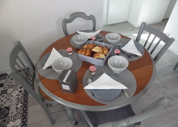 Les Tournelles Apartamento *